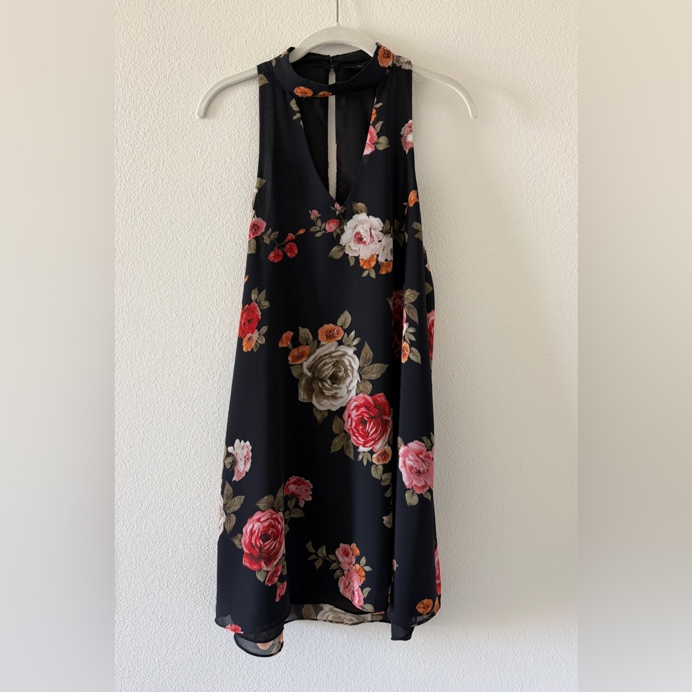 Olivaceous Black Maxi Dress with Pink and Red Floral Print size M